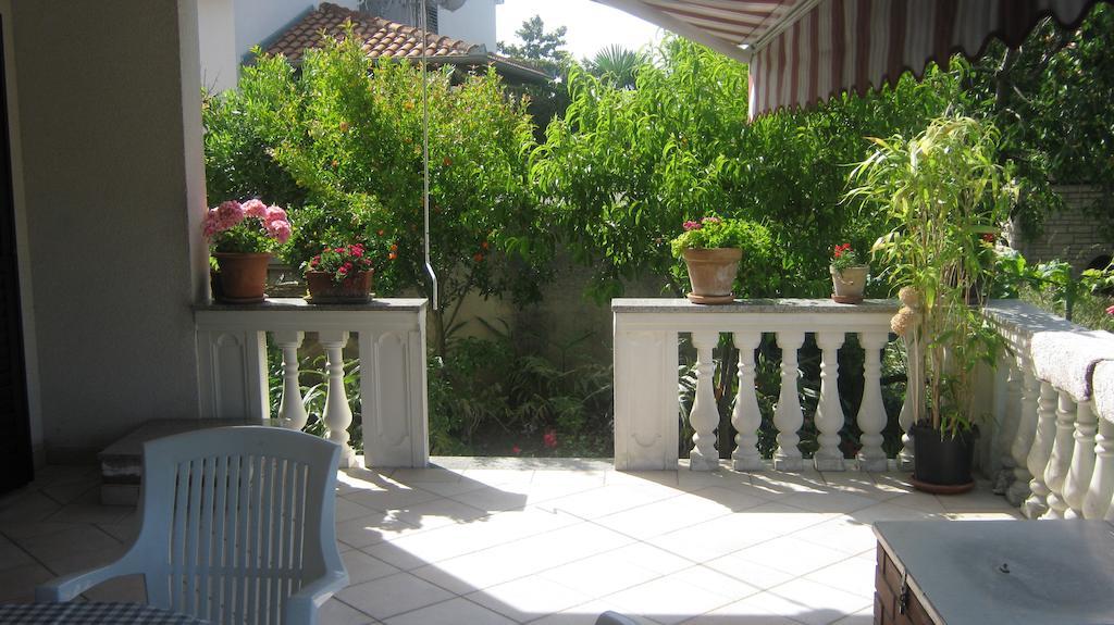 Apartments Grzunov Zadar Buitenkant foto